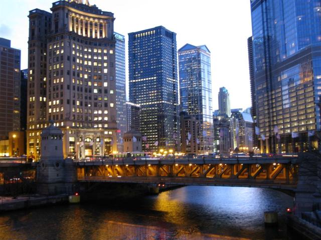 Michigan & Wacker at rush hour