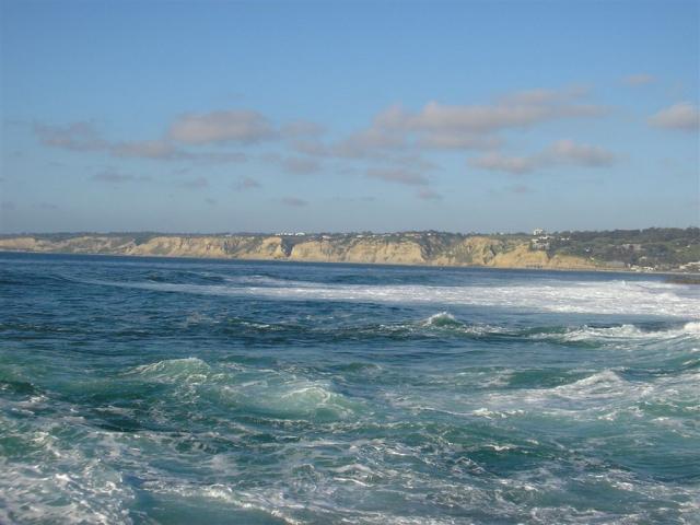 Cliffs south of La Jolla...Torrey Pines Golf Club is up there