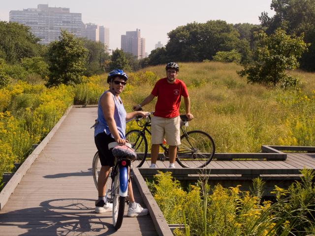 Urban geocaching in a Chicago park